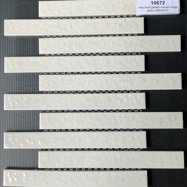 Gloss Beige Brick Mosaic 220x25mm (10672)